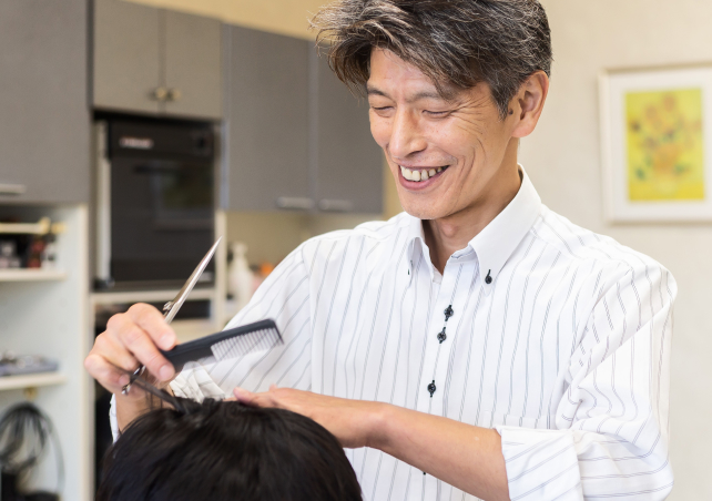 再現性の高いヘアスタイル、短時間でキマるヘアスタイルなど、ニーズに合わせて多角的にご提案しています。